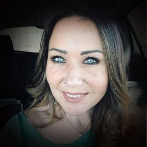 Meet your Posher, Becky